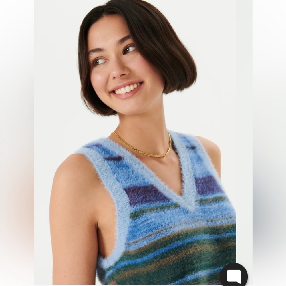 SUNDAY BEST Tia Fuzzy Knit Sweater Vest